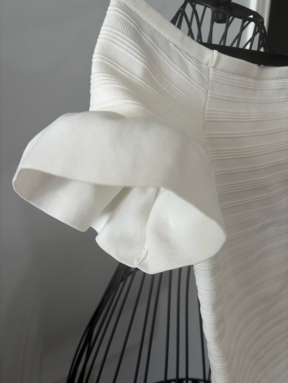 Ted Baker Textured White Ribbed Top - Picture 7 of 8